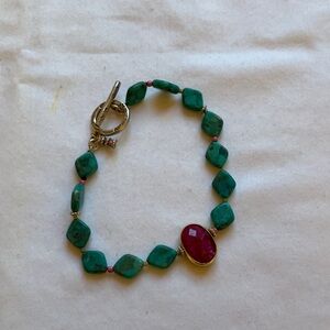 Turquoise and dark pink Gemstone Bracelet